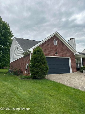 4708 Wooded Oak Cir, Louisville, KY 40245