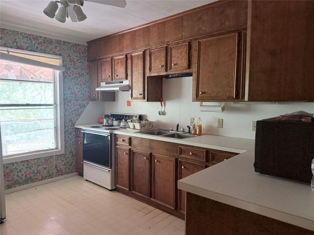 526 Mount Pisgah Road, Woodville, TX 75979