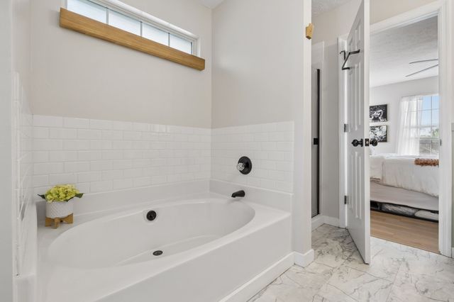 1125 Dawnwood Dr, Old Hickory, TN 37138