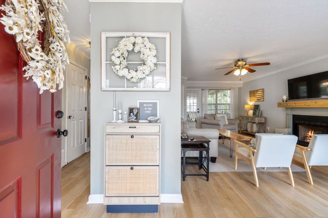 1125 Dawnwood Dr, Old Hickory, TN 37138