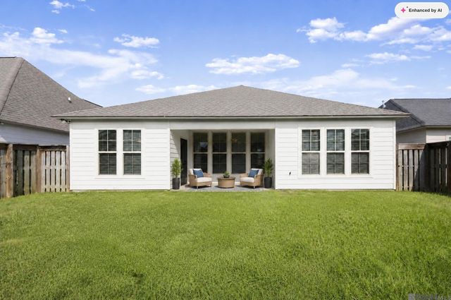 525 Silverbill Ln, Baton Rouge, LA 70810