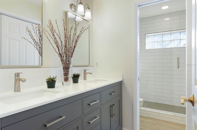 9210 GRAND BLANC DRIVE, Seminole, FL 33777