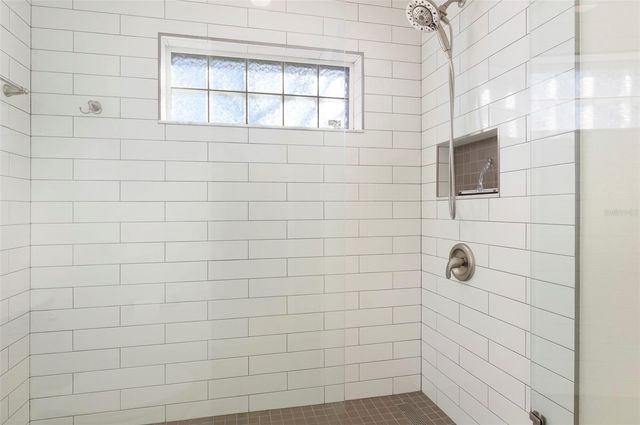 9210 GRAND BLANC DRIVE, Seminole, FL 33777