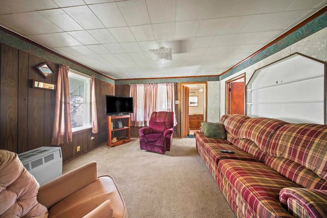 481 Barger Hill, Kenova, WV 25704