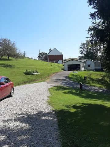 481 Barger Hill, Kenova, WV 25704