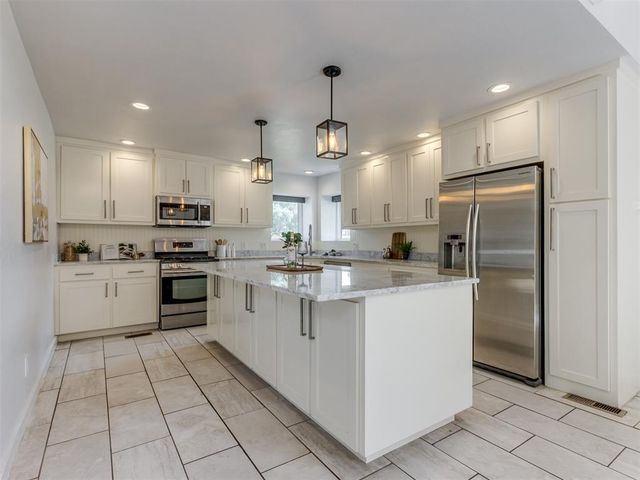3233 Hickory Stick Road, Oklahoma City, OK 73120