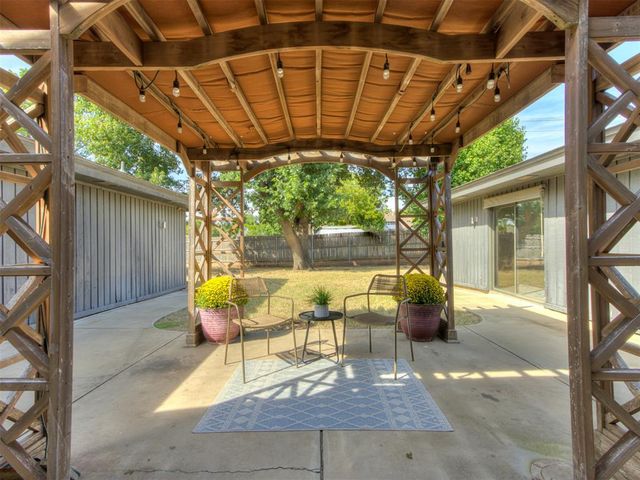 3233 Hickory Stick Road, Oklahoma City, OK 73120