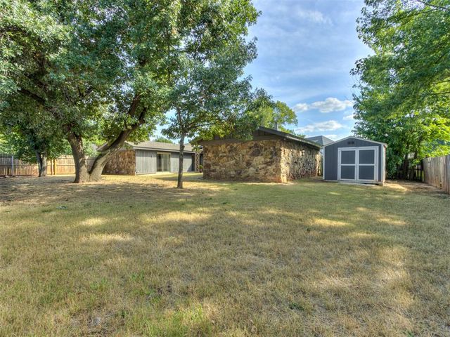 3233 Hickory Stick Road, Oklahoma City, OK 73120