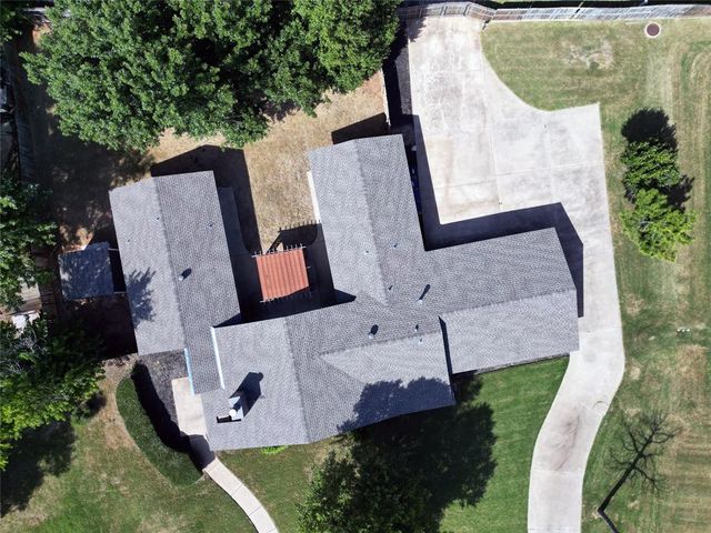 3233 Hickory Stick Road, Oklahoma City, OK 73120