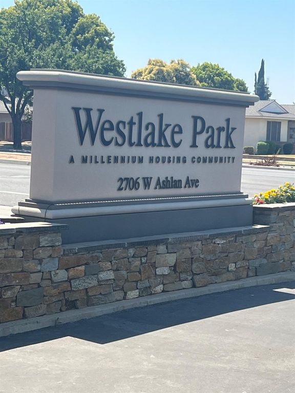 Image 22 of property listing at 2706 W Ashlan Avenue # 281, Fresno, CA 93705