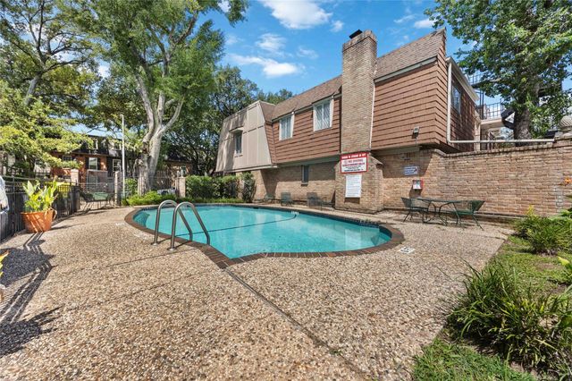 454 N Post Oak Lane, Houston, TX 77024