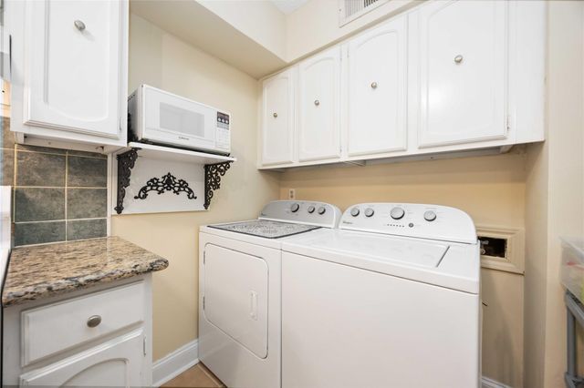 454 N Post Oak Lane, Houston, TX 77024