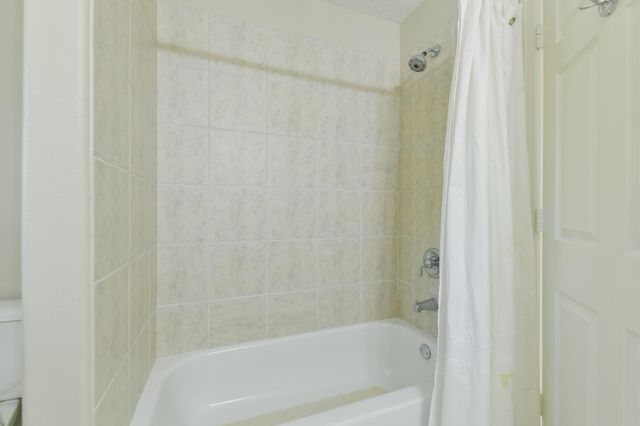 309 Harbor Circle, Montgomery, TX 77356