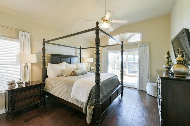 309 Harbor Circle, Montgomery, TX 77356