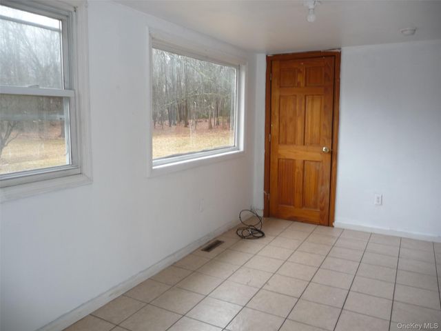 18 Kelly Hill Road, Otisville, NY 10963