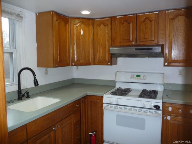 18 Kelly Hill Road, Otisville, NY 10963