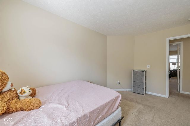 14416 Chapelwood Lane, Fishers, IN 46037