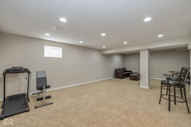 14416 Chapelwood Lane, Fishers, IN 46037