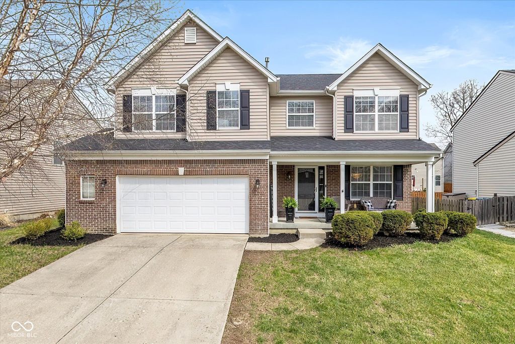 14416 Chapelwood Lane, Fishers, IN 46037