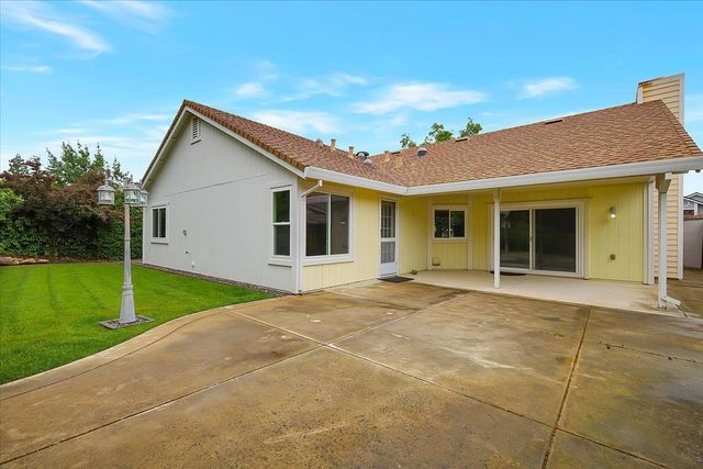 134 Winterstein Dr, Folsom, CA 95630
