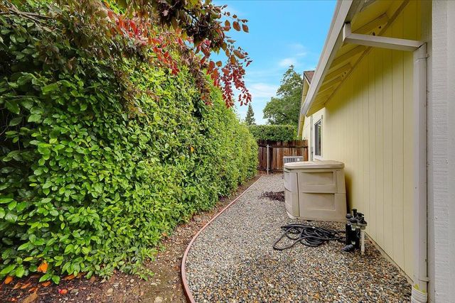 134 Winterstein Dr, Folsom, CA 95630