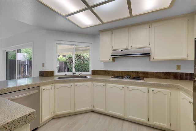 134 Winterstein Dr, Folsom, CA 95630