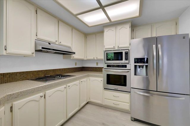 134 Winterstein Dr, Folsom, CA 95630