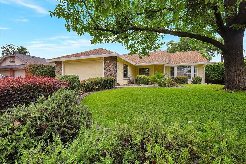 134 Winterstein Dr, Folsom, CA 95630