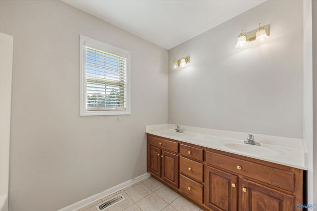 115 Lacy Lane, Huntsville, AL 35811
