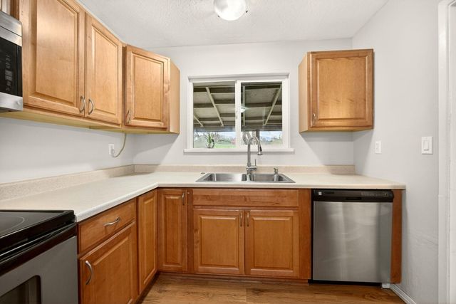 155 Allenwood Drive, Grants Pass, OR 97527