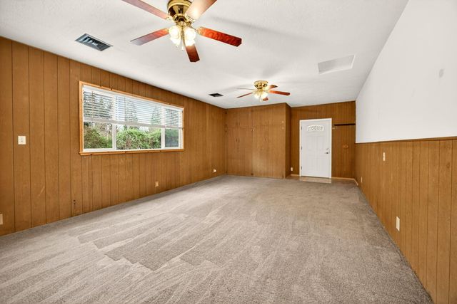 155 Allenwood Drive, Grants Pass, OR 97527