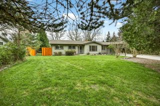 155 Allenwood Drive, Grants Pass, OR 97527