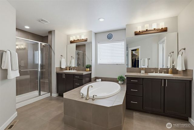 34331 SE Jacobia Street, Snoqualmie, WA 98065