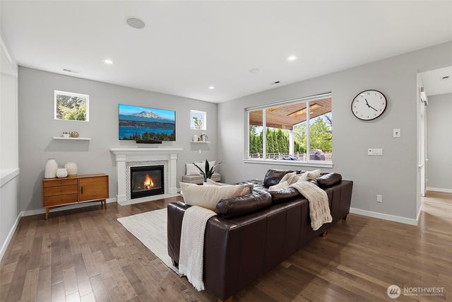 34331 SE Jacobia Street, Snoqualmie, WA 98065