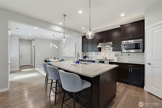 34331 SE Jacobia Street, Snoqualmie, WA 98065