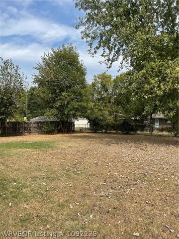 8001 Colony Lane, Fort Smith, AR 72908