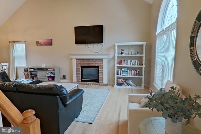 44 DUFFIELD DR, Lititz, PA 17543