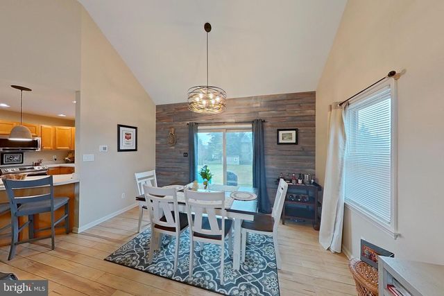 44 DUFFIELD DR, Lititz, PA 17543