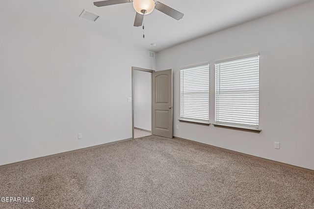 1044 Summer Night Place, El Paso, TX 79928