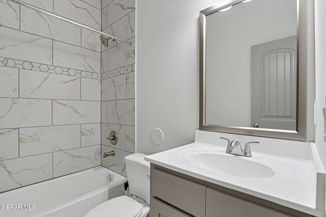 1044 Summer Night Place, El Paso, TX 79928