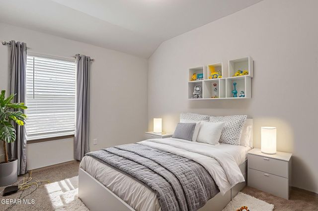 1044 Summer Night Place, El Paso, TX 79928