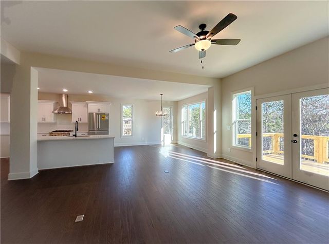 29 Aaron NE Lane, Cartersville, GA 30121