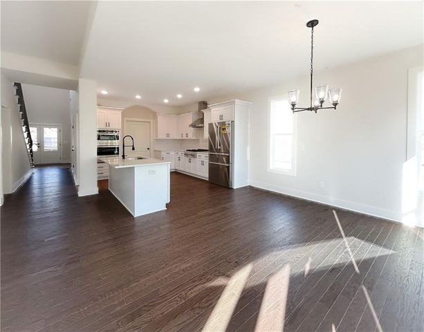 29 Aaron NE Lane, Cartersville, GA 30121