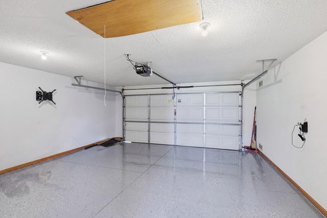 9804 La Mesa Drive, Fort Wayne, IN 46825