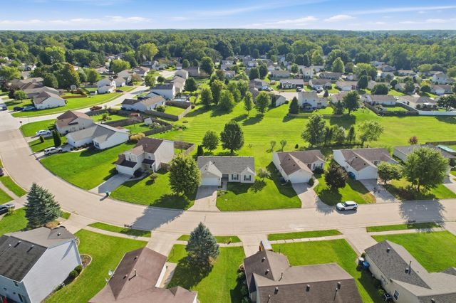 9804 La Mesa Drive, Fort Wayne, IN 46825