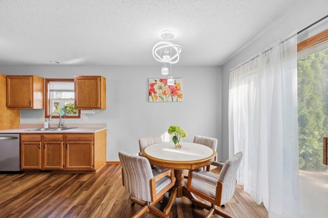 9804 La Mesa Drive, Fort Wayne, IN 46825