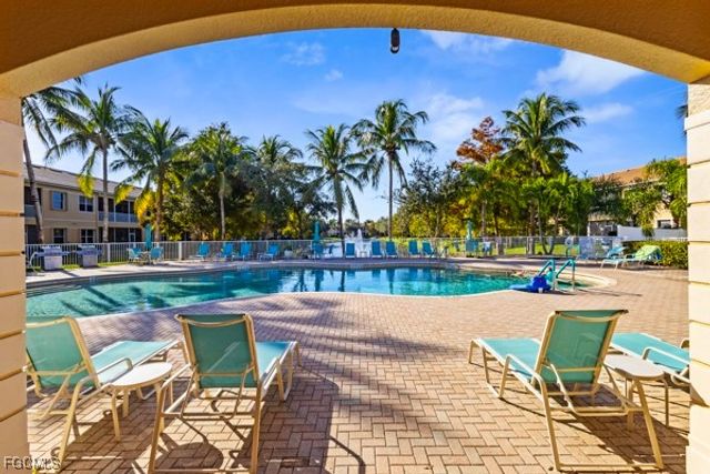 6021 Jonathans Bay CIR 101, Fort Myers, FL 33908