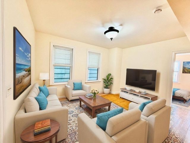 724 Cambridge St 2, Cambridge, MA 02141