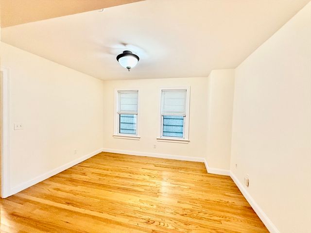 724 Cambridge St 2, Cambridge, MA 02141