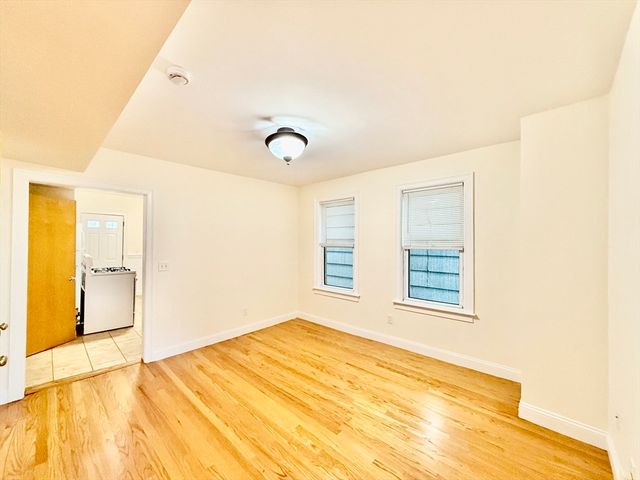 724 Cambridge St 2, Cambridge, MA 02141